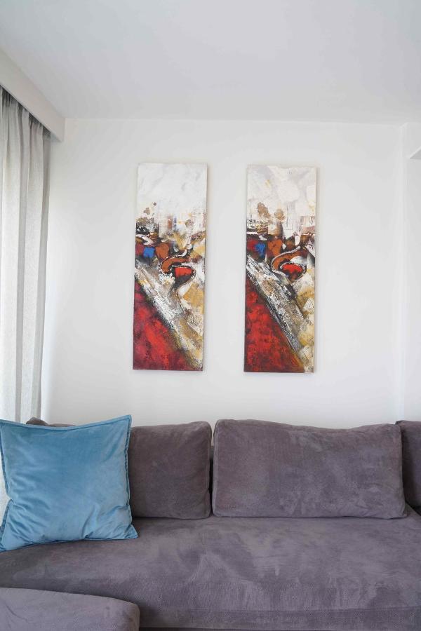 Lis153 By Smart Cozy Suites - Top Floors With Amazing City View - Available 24Hr Atena Exterior foto
