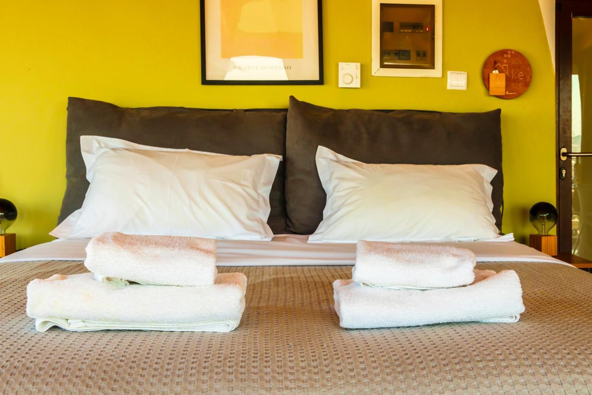 Lis153 By Smart Cozy Suites - Top Floors With Amazing City View - Available 24Hr Atena Exterior foto