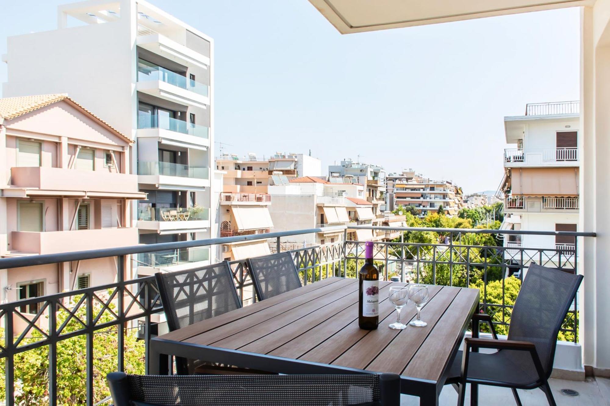 Lis153 By Smart Cozy Suites - Top Floors With Amazing City View - Available 24Hr Atena Exterior foto