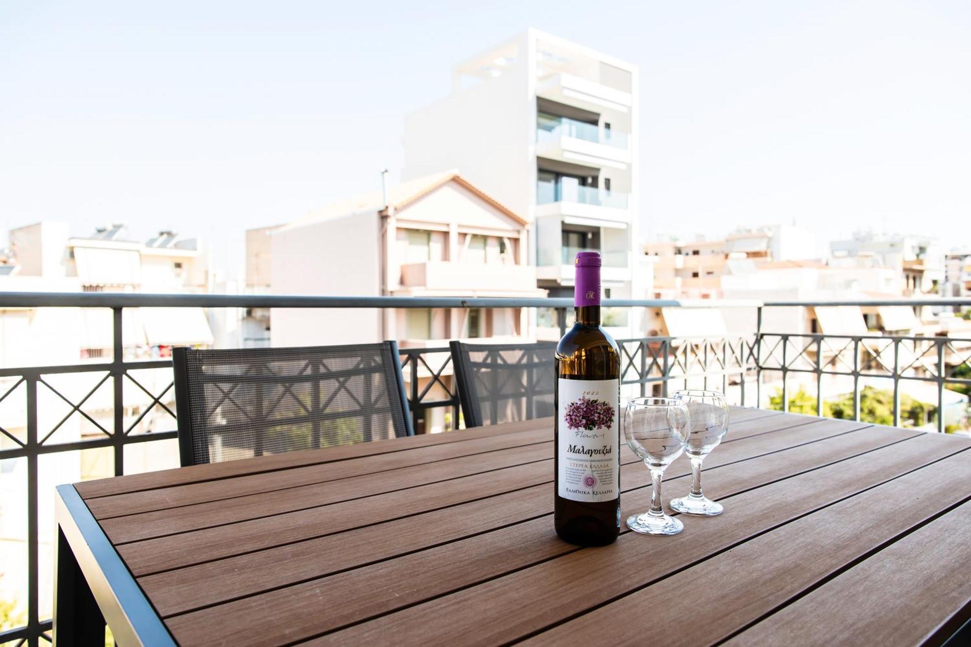 Lis153 By Smart Cozy Suites - Top Floors With Amazing City View - Available 24Hr Atena Exterior foto