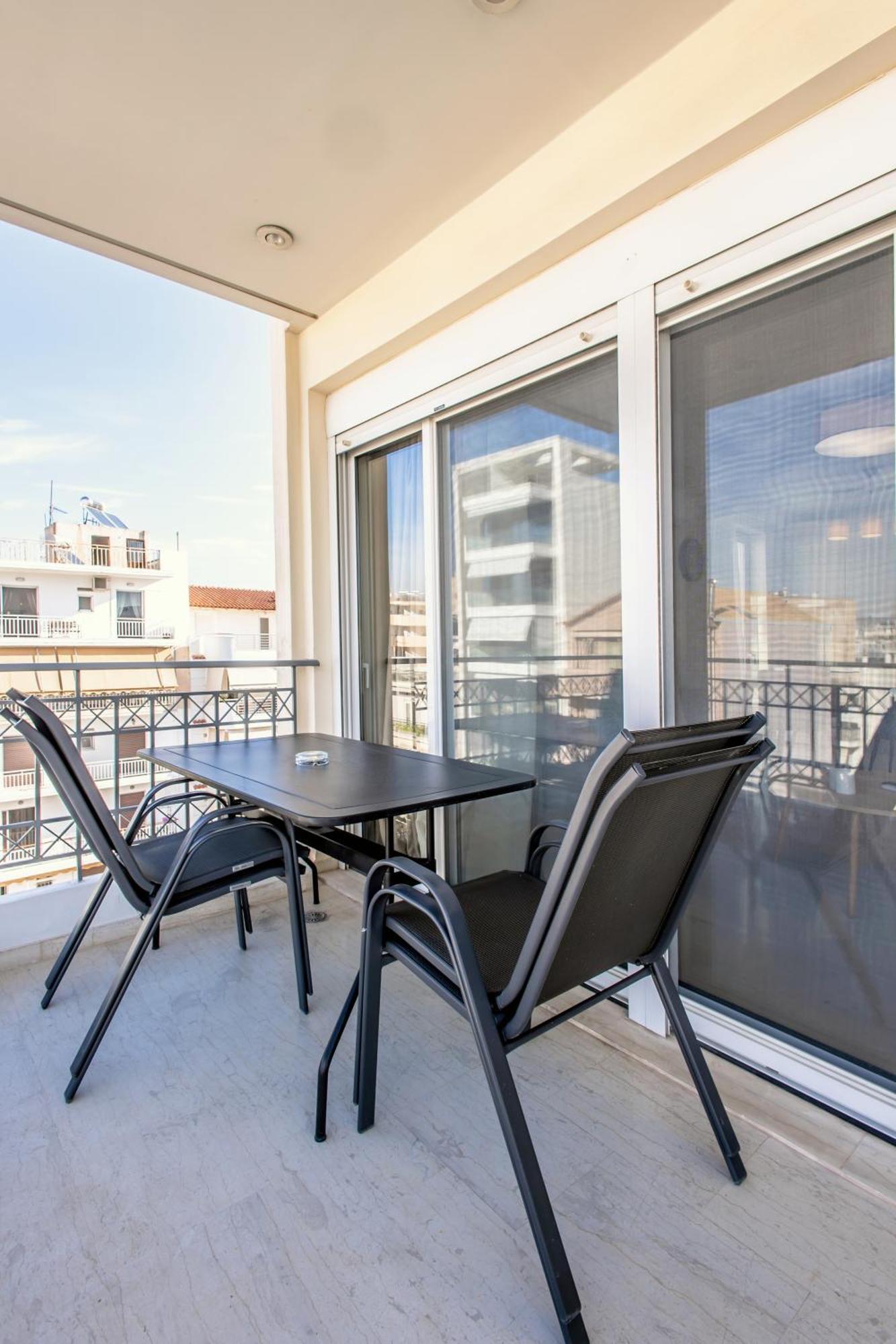 Lis153 By Smart Cozy Suites - Top Floors With Amazing City View - Available 24Hr Atena Exterior foto