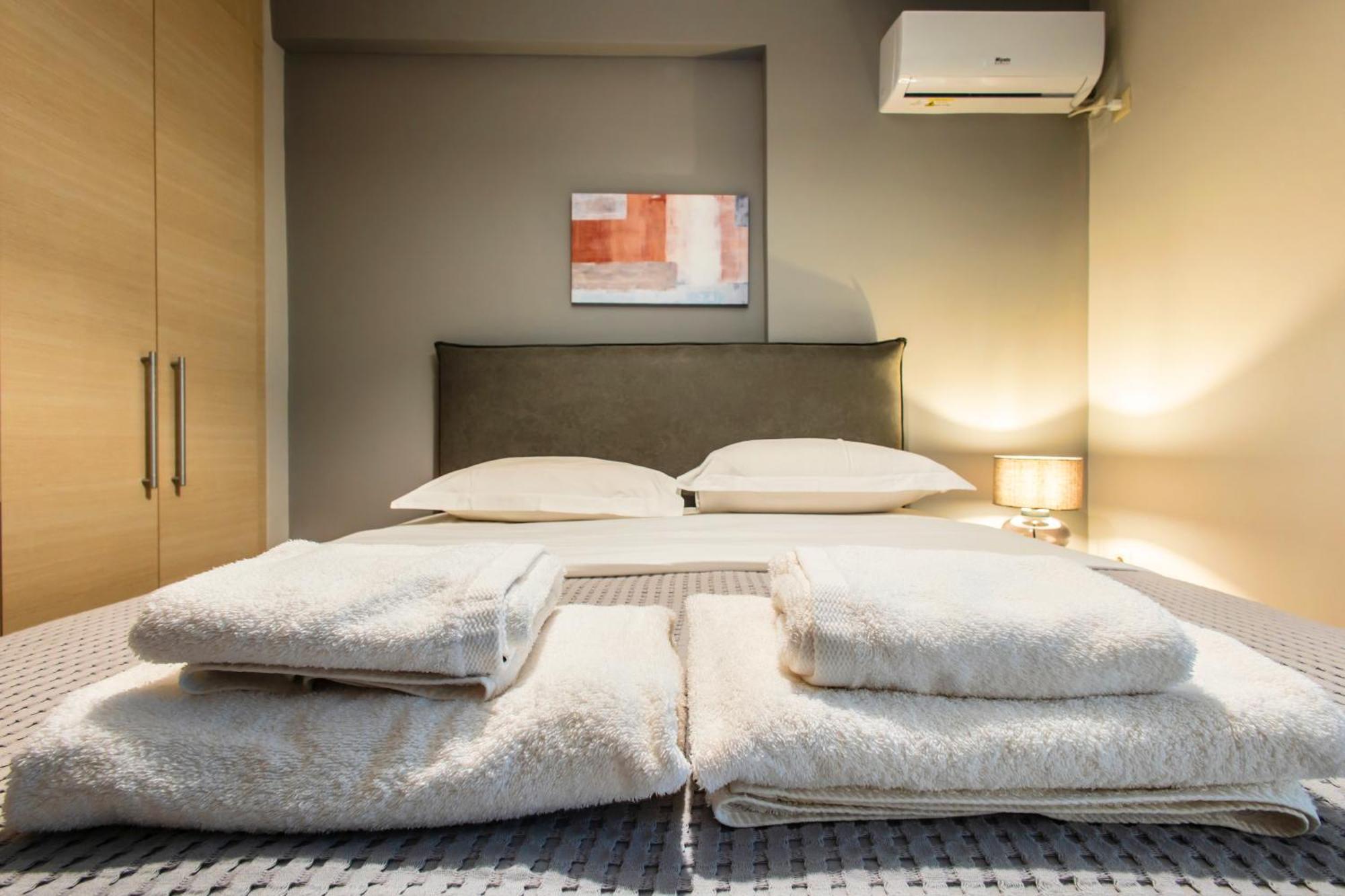 Lis153 By Smart Cozy Suites - Top Floors With Amazing City View - Available 24Hr Atena Exterior foto