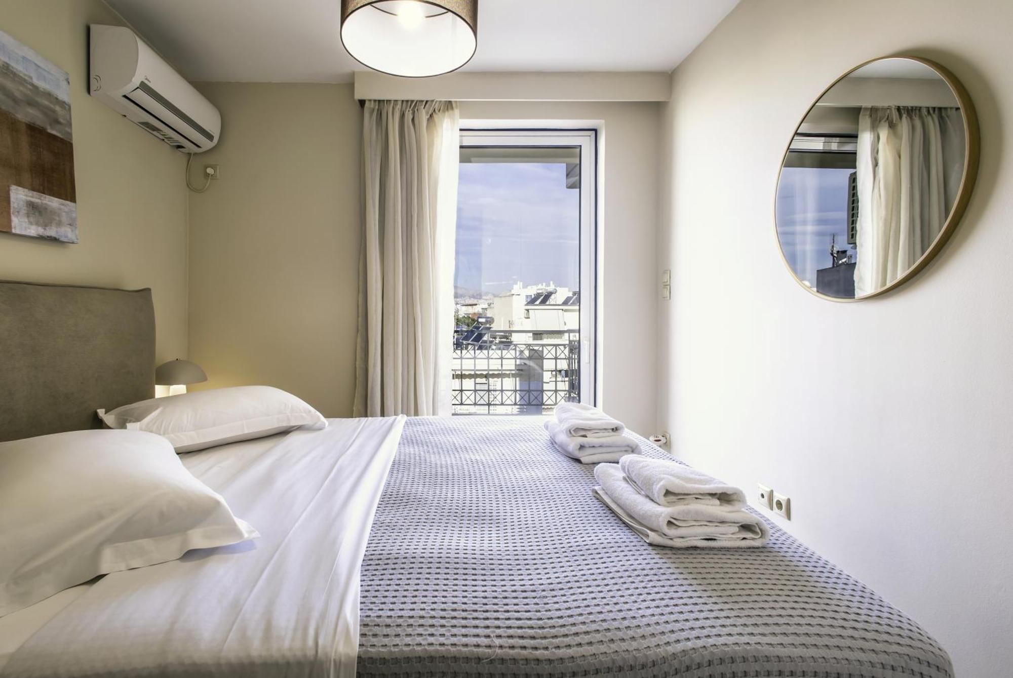 Lis153 By Smart Cozy Suites - Top Floors With Amazing City View - Available 24Hr Atena Exterior foto